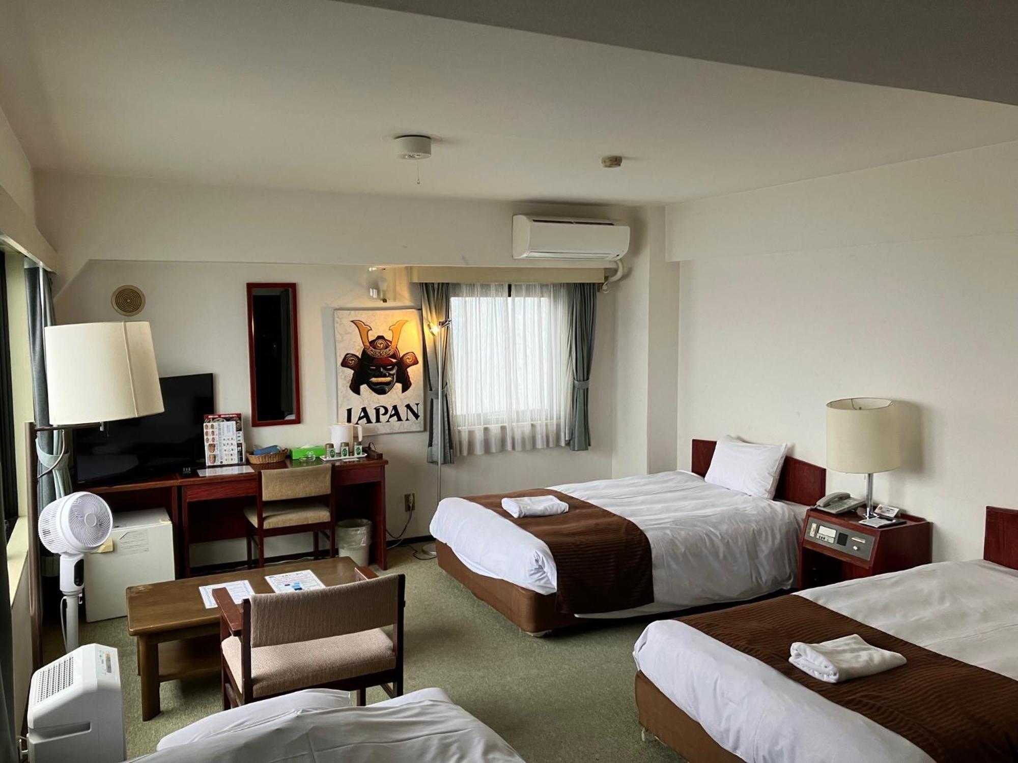 Sky Heart Hotel Koiwa Tokio Exterior foto