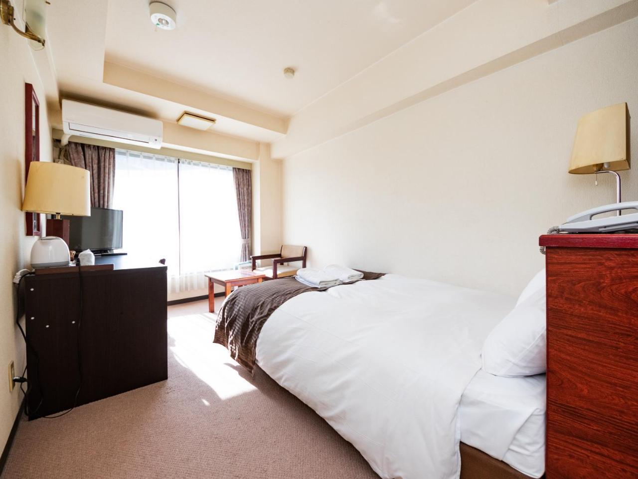 Sky Heart Hotel Koiwa Tokio Exterior foto